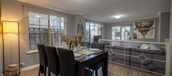  Close to South Perth Foreshore, Casino & Optus Stadium - Perfect Perth Getaway!