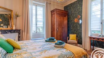 1 quarto, roupa de cama