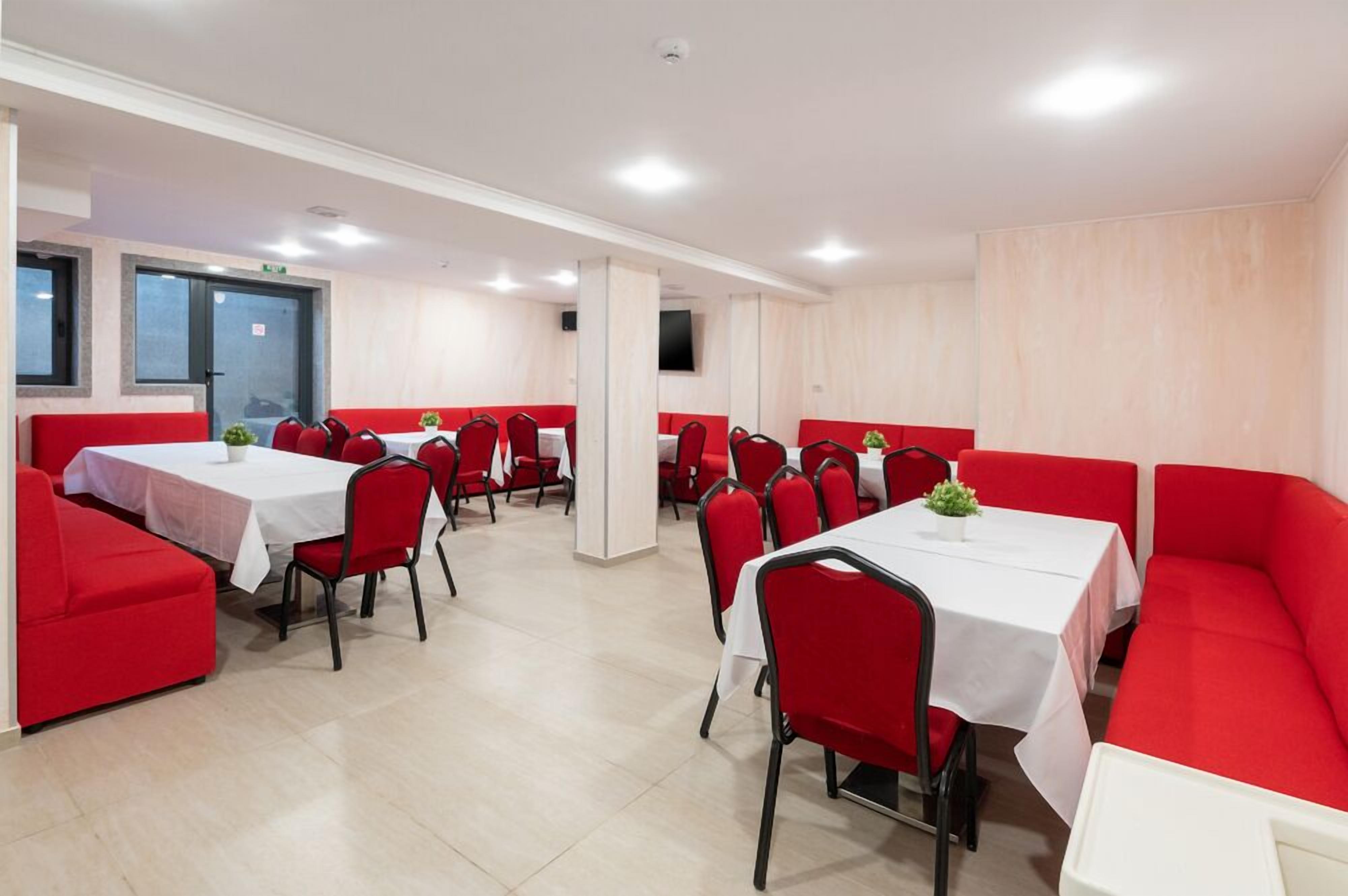 Photo - Hotel Boutique 5 - Free parking - Free breakfast - Free internet - EVSE