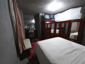 5 camere, ferro/asse da stiro, Wi-Fi