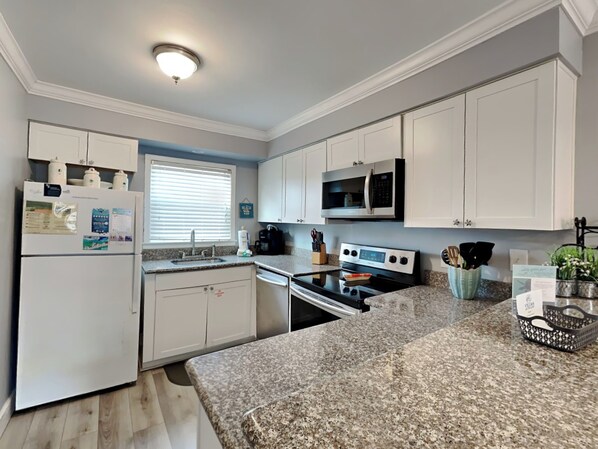 Coffee/tea maker, fridge, microwave, oven - Villas on the Gulf #D3 | Quick Beach Access & Local Fun (Pensacola Beach)