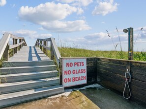 Outdoor Shower - Villas on the Gulf #D3 | Quick Beach Access & Local Fun (Pensacola Beach)