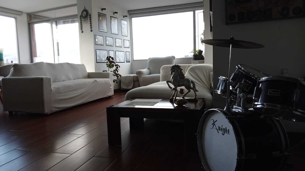 Suite Vip Con Jacuzzi En El Condado - Quito