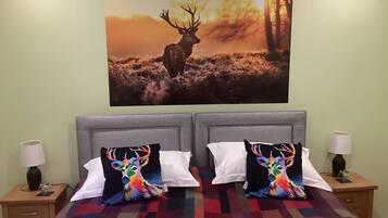 Deluxe Room | 1 bedroom, individually decorated, individually furnished, free WiFi