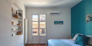 2 makuuhuonetta, silitysrauta/-lauta, ilmainen Wi-Fi, vuodevaatteet