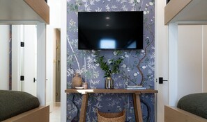 6 habitaciones, escritorio, tabla de planchar con plancha y wifi gratis 