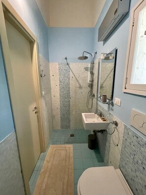 مجففات شعر، مناشف