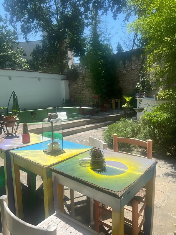 Outdoor dining - Charming apartment with garden in Lecce (LECCE)