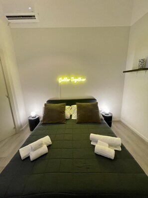 3 bedrooms, WiFi, bed sheets - Charming apartment with garden in Lecce (LECCE)