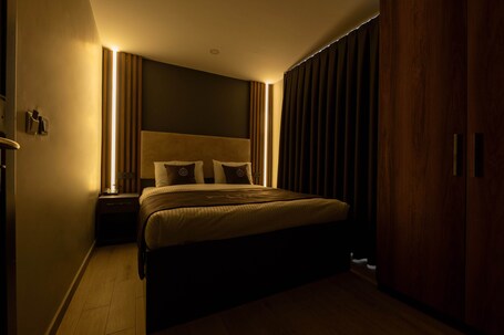 Fly Point Airport Hotel - Image 56