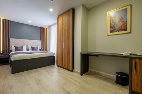 Fly Point Airport Hotel - Image 62