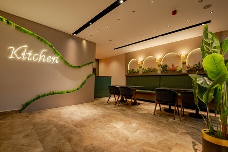 Fly Point Airport Hotel - Image 19