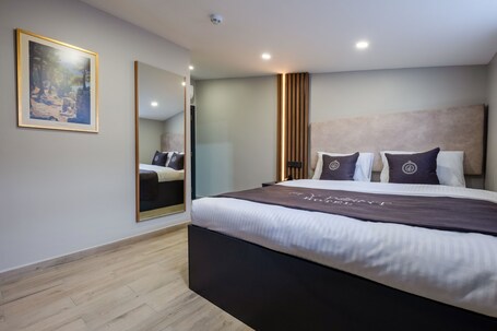 Fly Point Airport Hotel - Image 30