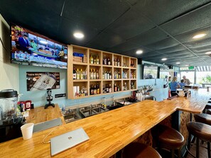 Bar (en la propiedad)