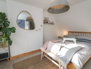 3 habitaciones, decoración personalizada y muebles diferentes 