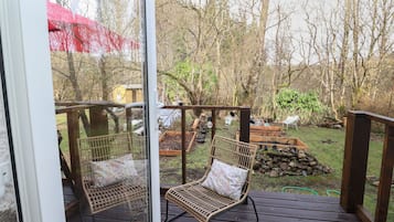 Cottage | Property grounds