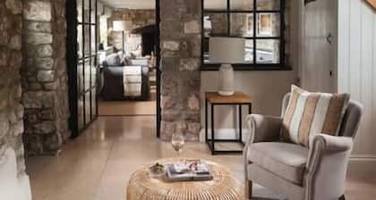 Lower Mill - 3 Bedroom - 5* Retreat - Llangennith, Lower Mill - 3 Bedroom - 5* Retreat - Llangennith