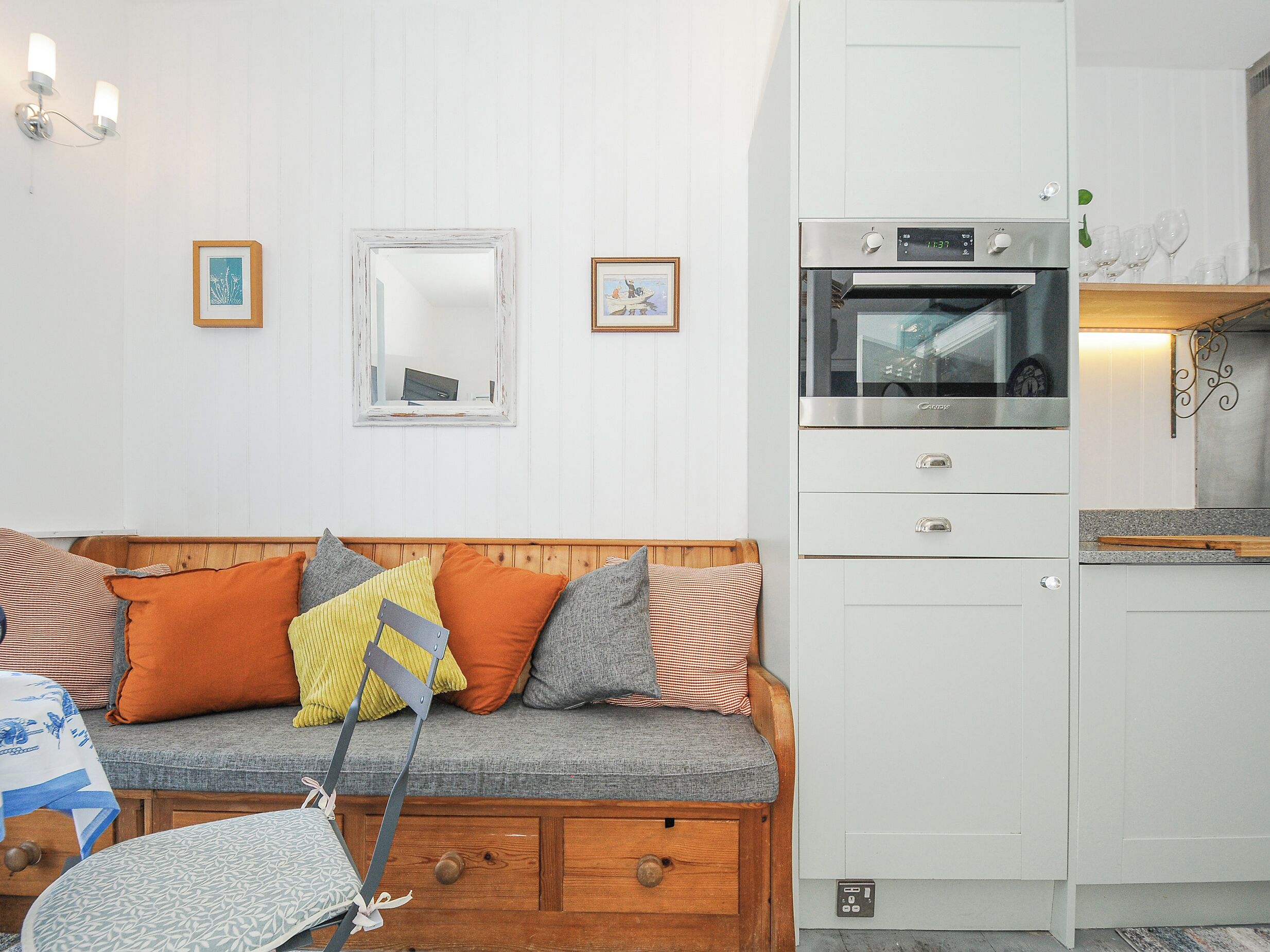Cottage | Interior