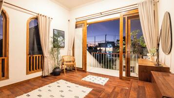 Villa (4 Bedrooms) | Exterior