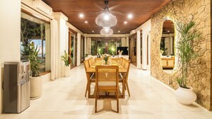 วิลล่า (4 Bedrooms) | บริเวณภายนอก