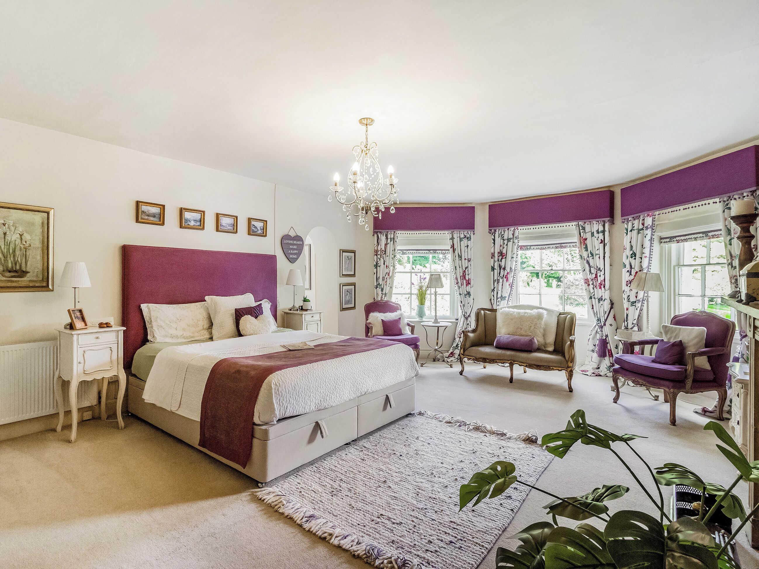 6 bedrooms, free WiFi, bed sheets