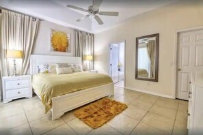 3 habitaciones, tabla de planchar con plancha, internet y ropa de cama 