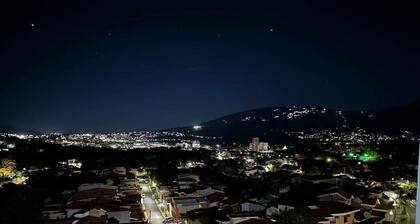 Sunset 302 - cozy condo on Antiguo Cuscatlan close to many attractions!