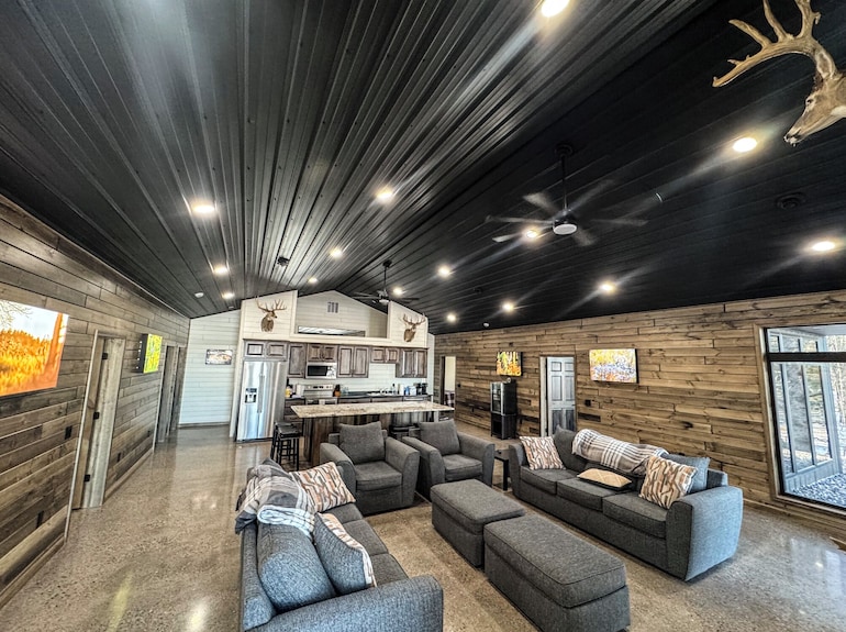 The Lodge On Lake Of The Pines - Enjoy The Northwoods In Comfort! - Wisconsin