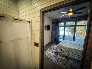 4 habitaciones, wifi gratis, ropa de cama y acceso para silla de ruedas 