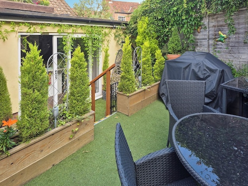 2 bedroom accommodation in Horning
