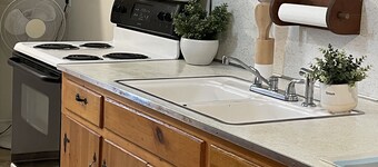 Sweet Upstairs’s apartment right next to Southern Virginia University. 