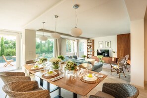 Interior - Villa Ivona Modern Luxury Classic Villa with Private Pool and panoramic views in 3 kms from Lucca Walls (Lucca)