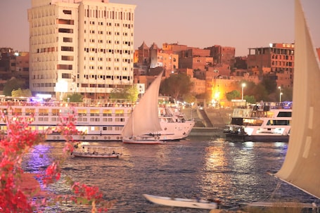 Fachada de la propiedad. crystala guest house