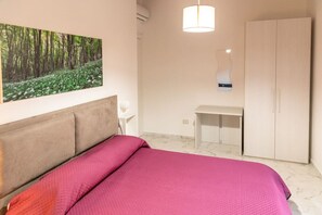 1 makuuhuone, työpöytä, Wi-Fi