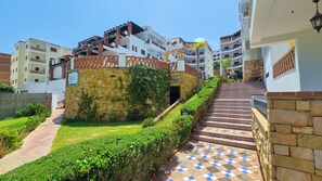 Garden - Luxury duplex with private pool-Sea view (Oued Laou)