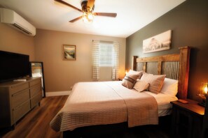 3 chambres, coffres-forts dans les chambres, fer et planche à repasser