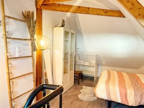 2 quartos, Wi-Fi de cortesia, roupa de cama