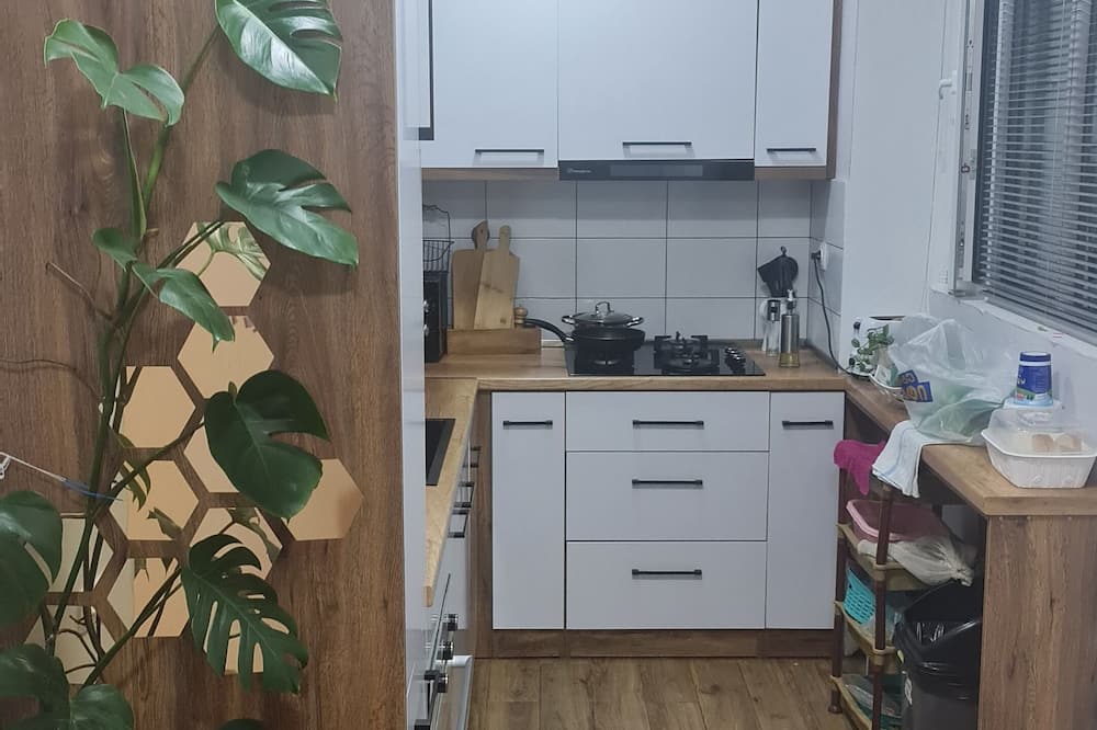 Flat — rental in Zurab chachua, Tbilisi GE, 0182