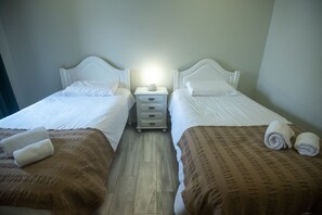 2 bedrooms, iron/ironing board, travel cot, free WiFi - Vista do Tagerete - Vila Franca (Vila Franca do Campo)