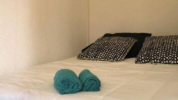 2 Schlafzimmer, Reisekinderbett, WLAN, Bettwäsche