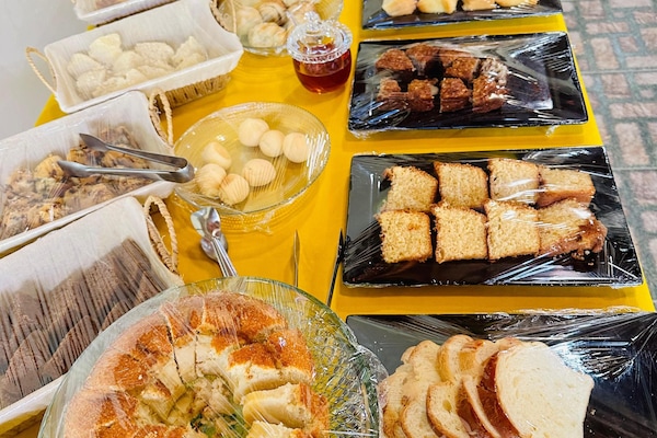 Free daily buffet breakfast