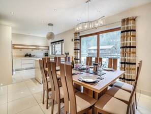 Dining - Wernddu Fechan House - UK42932 (Neath)