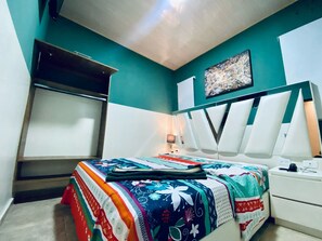 Comfort Double Room, 1 Bedroom, Air conditioning | Desk, iron/ironing board, free WiFi, bed sheets