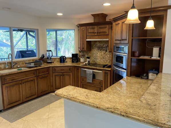 Fridge, microwave, oven, stovetop - Gulf House with heated pool and ping pong table. (Sanibel)