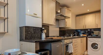 Pass the Keys | Modern Ground Floor Apartment