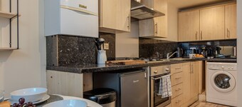 Pass the Keys | Modern Ground Floor Apartment