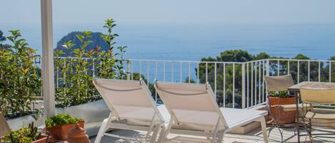 Apartemen Eksklusif | Teras/patio