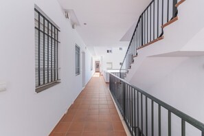 Interior - Bonito Apartamento a 70 Metros de la Playa. Wifi Gratis (Conil de la Frontera)