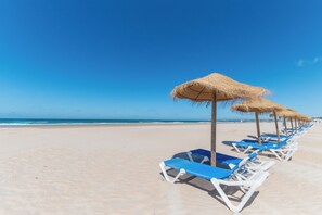 Beach - Bonito Apartamento a 70 Metros de la Playa. Wifi Gratis (Conil de la Frontera)
