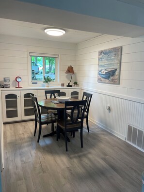 Dining - Bayside cottage is our new Hamlin lake cottage. Complete with docks 50’ away. (Ludington)